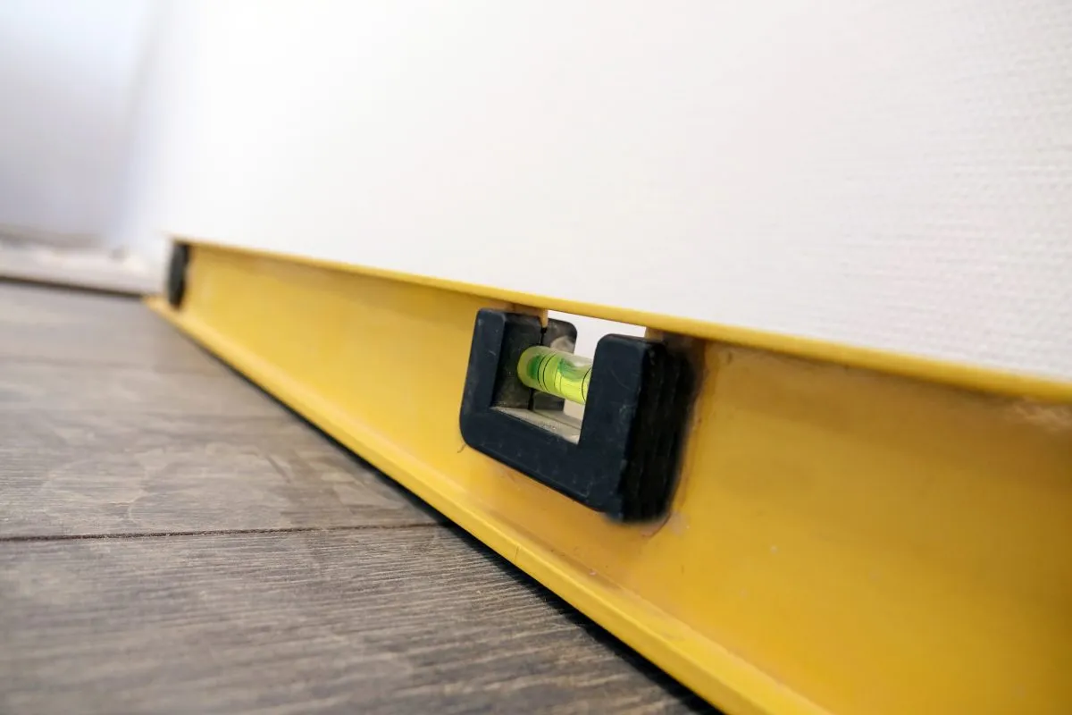 LEVELER